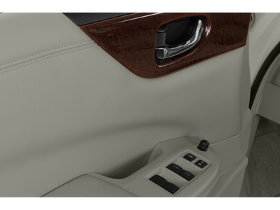 2015 Nissan Quest Platinum