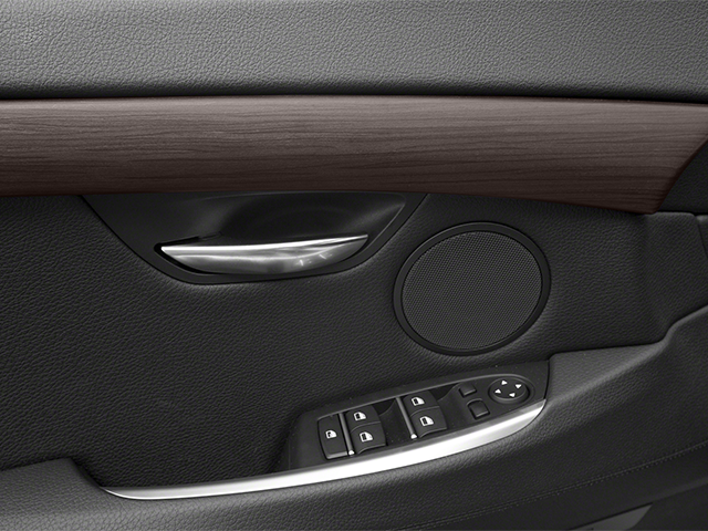 2013 BMW 5 Series Gran Turismo 535i