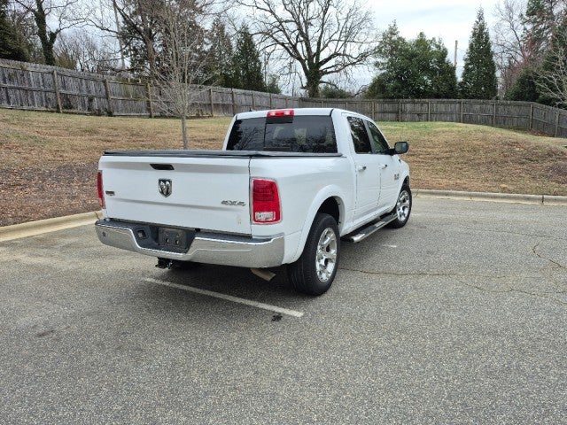 2017 RAM 1500 Laramie Crew Cab 4x4 5'7" Box