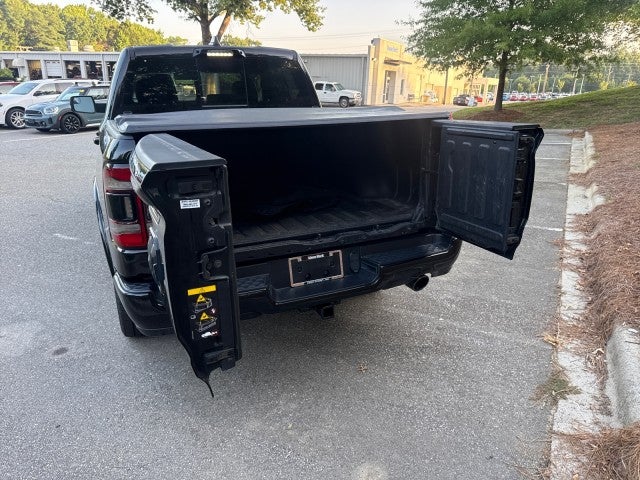 2022 RAM 1500 Limited Crew Cab 4x4 5'7" Box