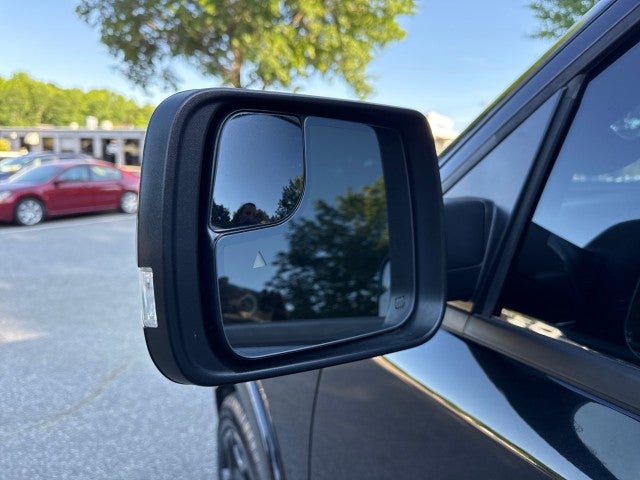 2020 RAM 1500 Limited Crew Cab 4x4 5'7" Box
