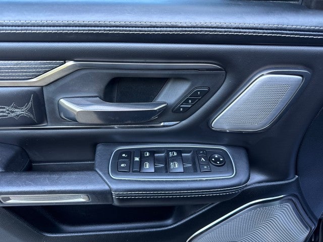 2020 RAM 1500 Limited Crew Cab 4x4 5'7" Box