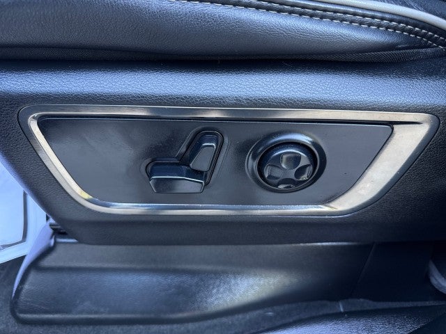 2020 RAM 1500 Limited Crew Cab 4x4 5'7" Box
