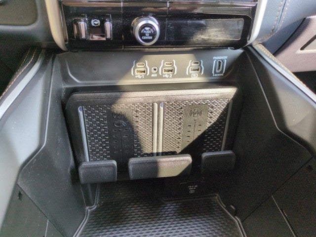 2025 RAM 1500 Tungsten Crew Cab 4x4 5'7" Box