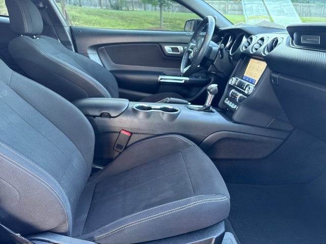 2023 Ford Mustang EcoBoost Fastback