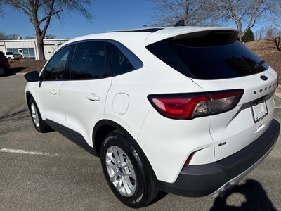 2022 Ford Escape SE