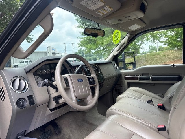 2008 Ford Super Duty F-450 DRW XL