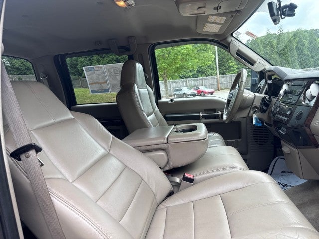 2008 Ford Super Duty F-450 DRW XL