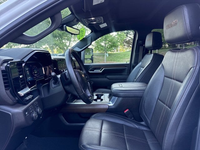 2026 Chevrolet Silverado 3500 HD High Country