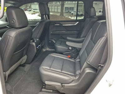 2024 GMC Acadia Elevation