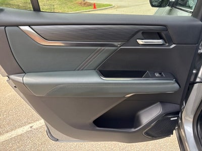 2024 GMC Acadia AT4
