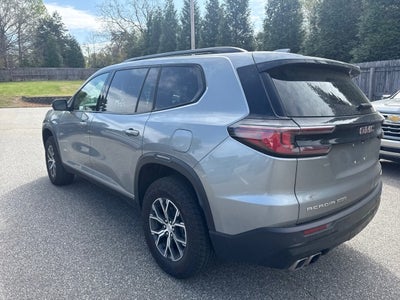 2024 GMC Acadia AT4