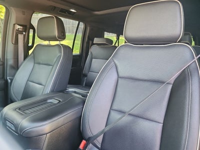 2024 GMC Yukon XL SLT