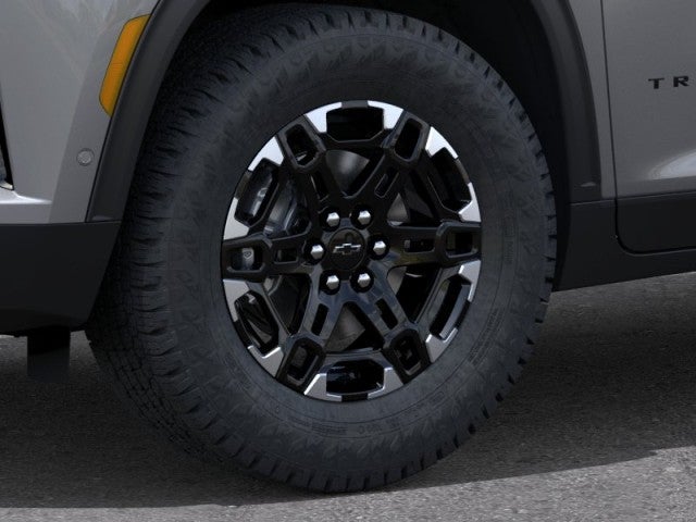 2027 Chevrolet Traverse Z71 - Photo 9
