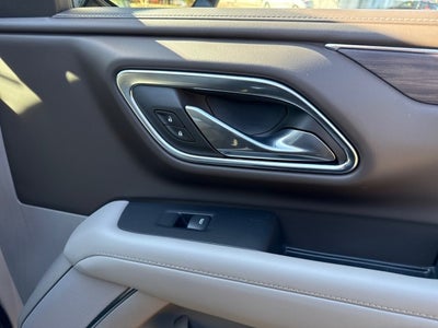 2023 Chevrolet Suburban LT