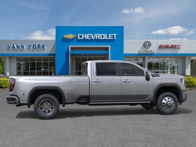 2026 GMC Sierra 3500 HD Denali Ultimate DRW