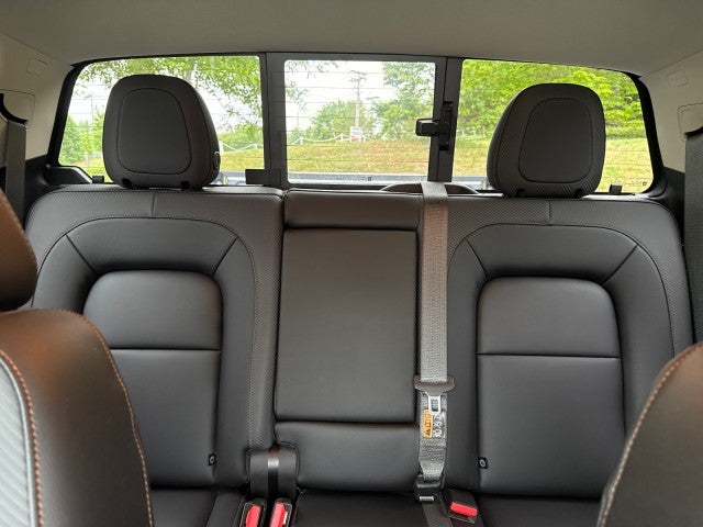 2022 GMC Canyon AT4 - Leather