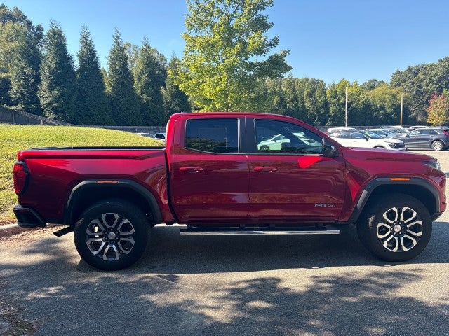 2024 GMC Canyon AT4
