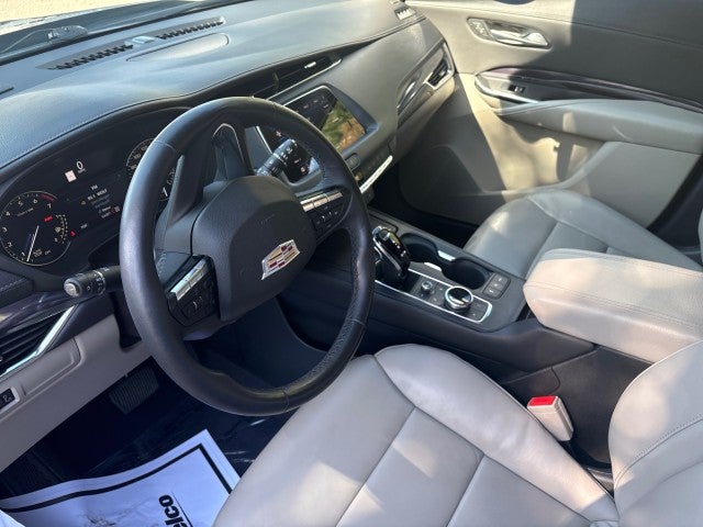 2023 Cadillac XT4 AWD Luxury