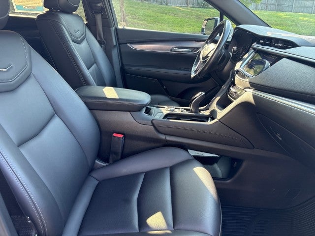 2021 Cadillac XT5 FWD Luxury