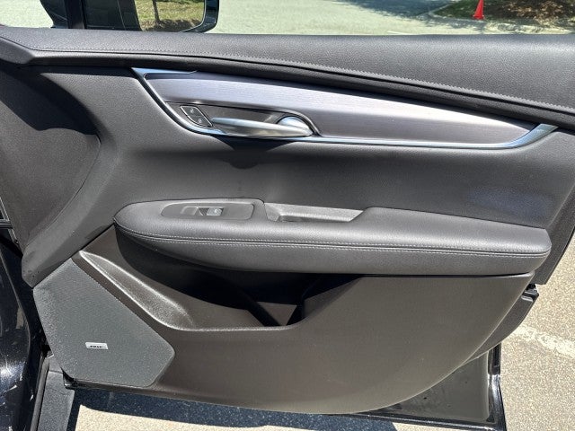 2024 Cadillac XT5 Luxury