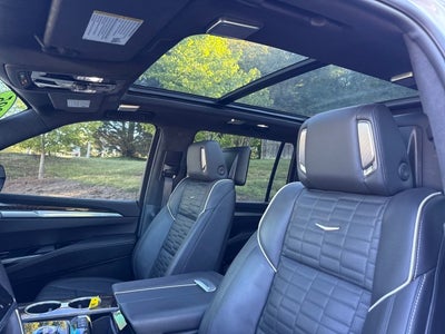 2025 Cadillac Escalade ESV Sport Platinum