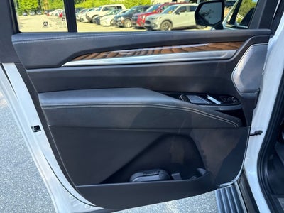 2025 Cadillac Escalade ESV Sport Platinum