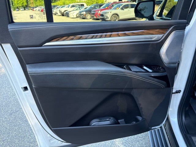 2025 Cadillac Escalade ESV Sport Platinum