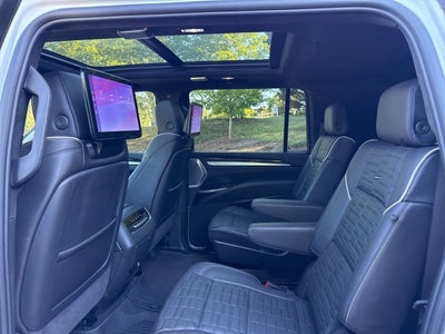 2025 Cadillac Escalade ESV Sport Platinum
