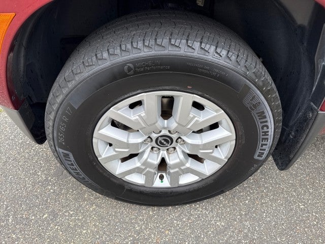 2022 Nissan Frontier Crew Cab SV 4x2