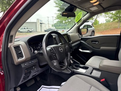 2022 Nissan Frontier Crew Cab SV 4x2