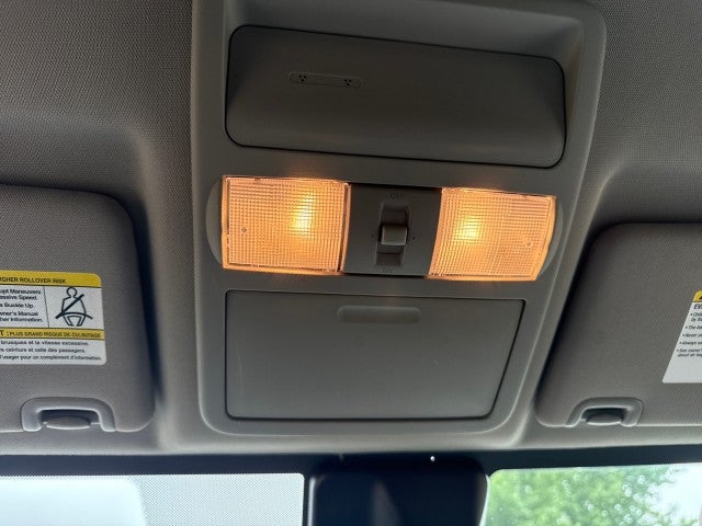 2022 Nissan Frontier Crew Cab SV 4x2