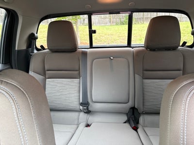 2022 Nissan Frontier Crew Cab SV 4x2