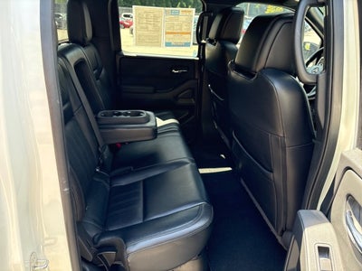 2022 Nissan Frontier Crew Cab PRO-4X 4x4