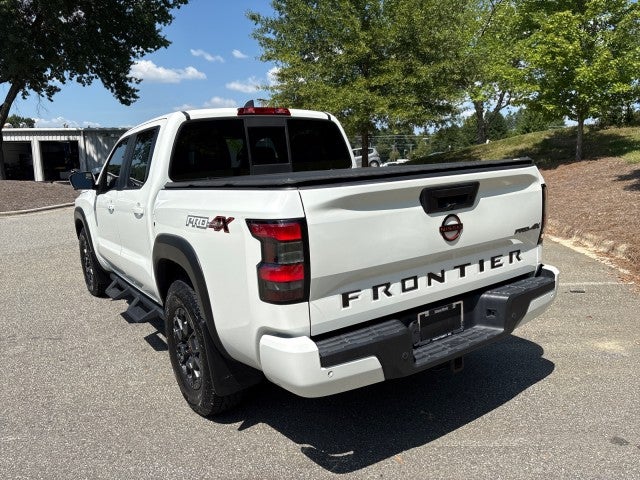 2022 Nissan Frontier Crew Cab PRO-4X 4x4