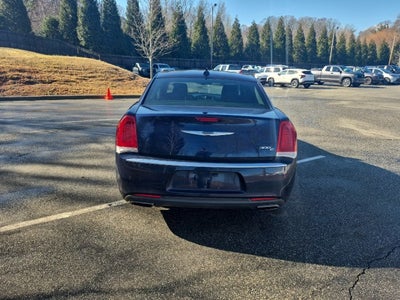 2015 Chrysler 300C Platinum