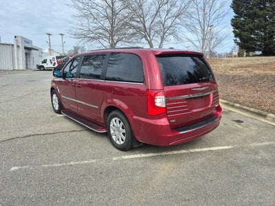 2014 Chrysler Town & Country Touring