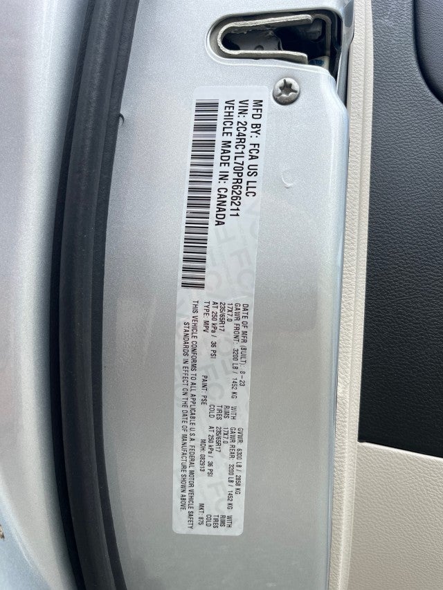 2023 Chrysler Pacifica Hybrid Touring L