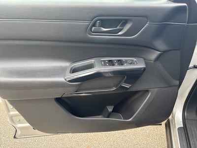 2023 Nissan Pathfinder S 4WD