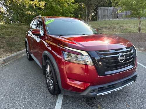 2023 Nissan Pathfinder SL FWD