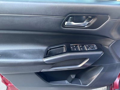 2023 Nissan Pathfinder SL FWD