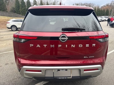 2023 Nissan Pathfinder SL 4WD