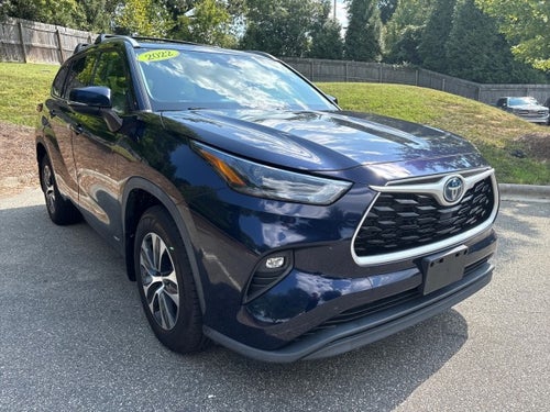 2022 Toyota Highlander Hybrid XLE