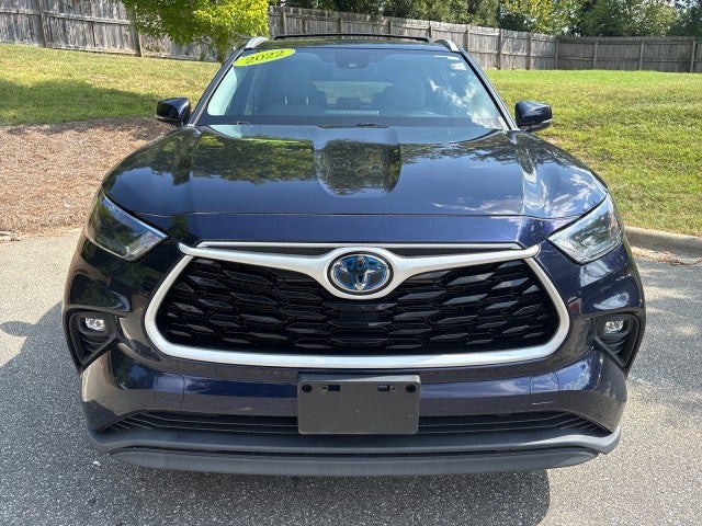 2022 Toyota Highlander Hybrid XLE