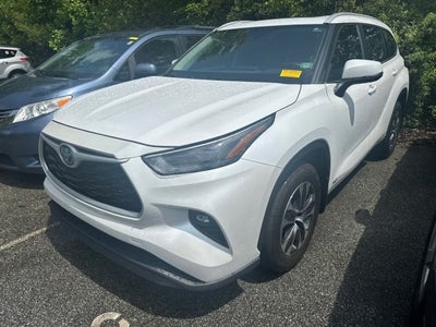2023 Toyota Highlander Hybrid XLE