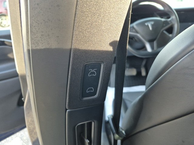 2018 Tesla Model X 75D