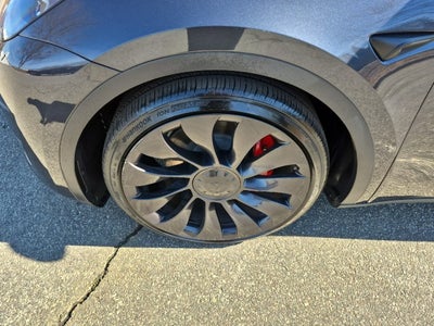 2024 Tesla Model Y Performance Dual Motor All-Wheel Drive