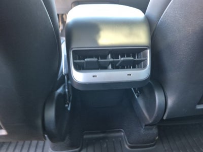 2024 Tesla Model Y Performance Dual Motor All-Wheel Drive