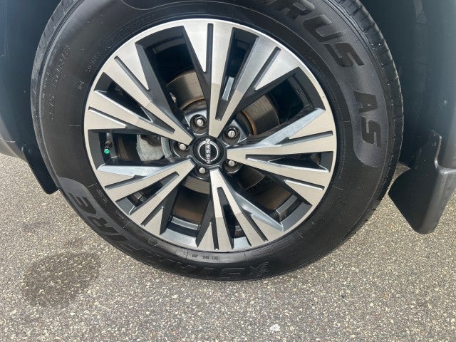 2023 Nissan Rogue SV FWD