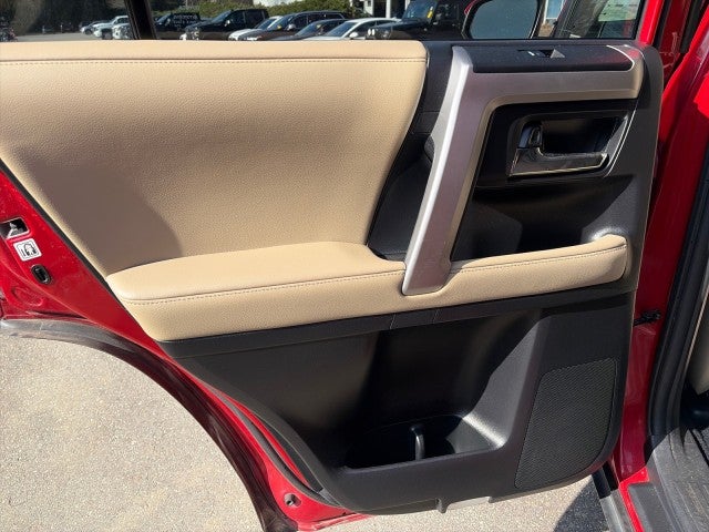 2022 Toyota 4Runner SR5